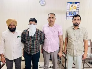 Vigilance Bureau nabs Inspector red handed accepting bribe of Rs. 50,000/-