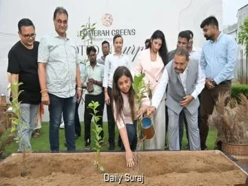 प्रसिद्ध पर्यावरणविद् डॉ. विश्व मोहन ने फोमेराह ग्रीन्स में पर्यावरण संरक्षण मुहिम चलाकर सभी को स्वच्छ, स्वस्थ और हरित वातावरण के लिए किया प्रेरित  पर्यावरण संरक्षण आज समय की आवश्यकता : दर्शन लाल बवेजा