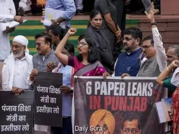 स्वाति मालीवाल ने पंजाब के कथित पेपर लीक मामले पर अरविंद केजरीवाल से पूछे सवाल