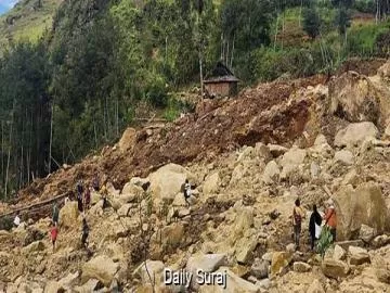 भारी बारिश का कहर: जम्मू-कश्मीर और उत्तराखंड में भूस्खलन, केदारनाथ यात्रा मार्ग बंद