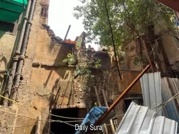 दिल्ली के करोल बाग में पुरानी इमारत का हिस्सा ढहा, एक व्यक्ति की मौत