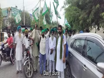ਸੱਥਾਂ ਵਿੱਚੋਂ ਸਰਕਾਰ ਚੱਲਣ ਦਾ ਦਾਅਵਾ ਕਰਨ ਵਾਲਿਆਂ ਨੂੰ,ਹੁਣ ਸੱਥਾਂ ਵਿੱਚੋ ਪੁੱਛੇ ਜਾ ਰਹੇ ਸਵਾਲਾਂ ਅਤੇ ਕਾਲੇ ਝੰਡਿਆਂ ਤੋਂ ਵੀ ਲੱਗਣ ਲੱਗਿਆ ਡਰ