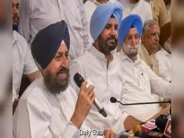 ਪੰਜਾਬ ਕਾਂਗਰਸ 'ਚ ਵੱਡਾ ਬਦਲਾਅ ਤੈਅ: ਅਮਰਿੰਦਰ ਸਿੰਘ ਰਾਜਾ ਵੜਿੰਗ ਨੂੰ ਦਿੱਲੀ ਤਲਬ, ਨਵੇਂ ਪ੍ਰਧਾਨ ਨੂੰ ਲੈ ਕੇ ਸਿਆਸੀ ਸਰਗਰਮੀਆਂ ਤੇਜ਼