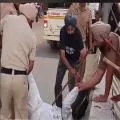ਮਾਨਸਾ 'ਚ ਤਣਾਅ: ਪੁਲੀਸ 'ਤੇ ਲਾਸ਼ ਖੋਹਣ ਤੇ ਆਗੂਆਂ ਦੀ ਕੁੱਟਮਾਰ ਦੇ ਦੋਸ਼; ਡੀਸੀ ਦਫ਼ਤਰ ਅਤੇ ਥਾਣਿਆਂ ਦੇ ਘਿਰਾਓ ਦੀ ਚਿਤਾਵਨੀ