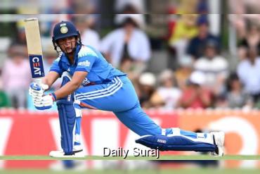Harmanpreet Kaur Suffers Knee Injury, Misses Fielding in First ODI vs Australia