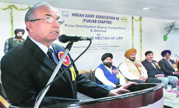 ਉੱਘੇ ਸਿੱਖਿਆ ਸ਼ਾਸਤਰੀ ਅਤੇ ਪੰਜਾਬ ਸਕੂਲ ਸਿੱਖਿਆ ਬੋਰਡ ਦੇ ਸਾਬਕਾ ਉਪ ਚੇਅਰਮੈਨ ਡਾ. ਟੰਡਨ ਦੀ ਕੋਰੋਨਾ ਕਾਰਨ ਮੌਤ