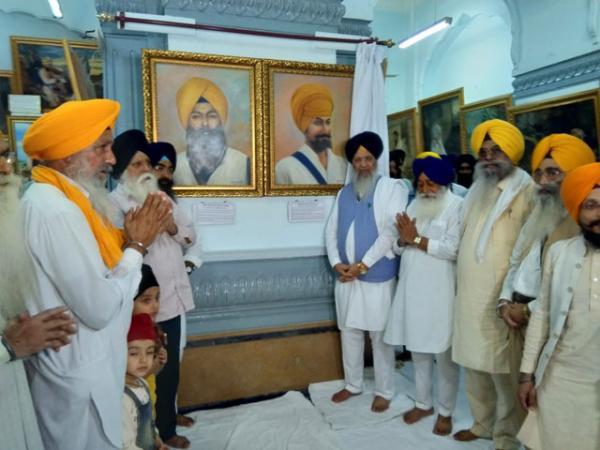 ਕੇਂਦਰੀ ਸਿੱਖ ਅਜਾਇਬ ਘਰ ਵਿਖੇ ਲੱਗੀਆਂ ਸ਼ਹੀਦ ਭਾਈ ਮਹਿੰਗਾ ਸਿੰਘ ਬੱਬਰ ਅਤੇ ਭਾਈ ਅਵਤਾਰ ਸਿੰਘ ਪਾਰੋਵਾਲ ਦੀਆਂ ਤਸਵੀਰਾਂ