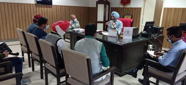 ਵਧੀਕ ਡਿਪਟੀ ਕਮਿਸ਼ਨਰ ਵੱਲੋਂ ਲੋਕਾਂ ਨੂੰ 0 ਤੋਂ 5 ਸਾਲ ਦੇ ਬੱਚਿਆਂ ਦੇ ਆਧਾਰ ਕਾਰਡ ਜਰੂਰ ਬਨਵਾਉਣ ਦੀ ਅਪੀਲ