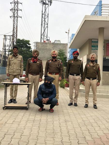ਨਸ਼ਿਆਂ ਦੇ ਮਾਮਲੇ ਵਿੱਚ ਵਿਦੇਸ਼ੀ ਨਾਗਰਿਕ ਗ੍ਰਿਫਤਾਰ : ਡੀ. ਐਸ.ਪੀ. ਧਰਮਪਾਲ