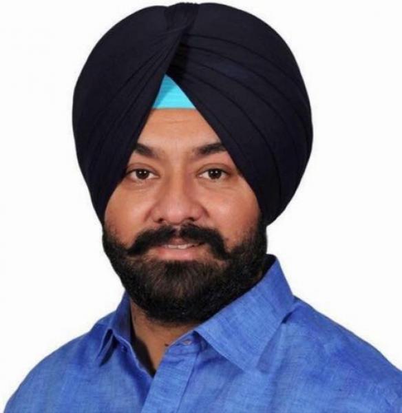 ਸੁਖਬੀਰ ਬਾਦਲ ਨੇ ਰਾਜੂ ਖੰਨਾ ਨੂੰ ਜ਼ਿਲ੍ਹਾ ਪਟਿਆਲਾ ਦਾ ਸਹਾਇਕ ਅਬਜਰਵਰ ਨਿਯੁਕਤ ਕਰਕੇ ਸੋਪੀ ਨਵੀ ਜ਼ਿੰਮੇਵਾਰੀ
