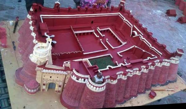 ਇਤਿਹਾਸਿਕ ਇਮਾਰਤਾਂ ਦੇ ਮਾਡਲਾਂ ਦਾ ਰਚੇਤਾ ਅਤੇ ਬਹੁ-ਪੱਖੀ ਕਲਾਕਾਰ – ਸੁਖਵਿੰਦਰ ਮੁਲਤਾਨੀਆਂ