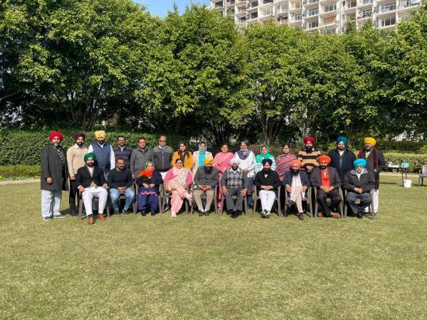 ਸਾਬਕਾ ਕੌਂਸਲਰਾਂ ਵੱਲੋਂ ਕੁਲਵੰਤ ਸਿੰਘ ਦੀ ਅਗਵਾਈ ਹੇਠ ਮੋਹਾਲੀ ਨਗਰ ਨਿਗਮ ਚੋਣ ਲਡ਼ਨ ਦਾ ਐਲਾਨ