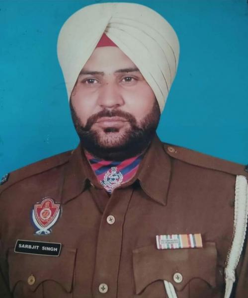 ਲੁਟੇਰਿਆਂ ਨਾਲ ਮੁਕਾਬਲੇ ਵਿੱਚ ਜ਼ਖ਼ਮੀ ਹੋਮ-ਗਾਰਡ ਦੇ ਜਵਾਨ ਸਰਬਜੀਤ ਸਿੰਘ ਨੂੰ ਤਰੱਕੀ ਦੇਣ ਦੀ ਕੀਤੀ ਮੰਗ