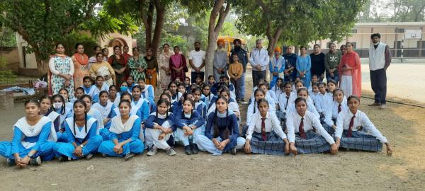 ਸਵੀਪ ਮੁਹਿੰਮ ਤਹਿਤ ਵੋਟ ਦੇ ਅਧਿਕਾਰ ਪ੍ਰਤੀ ਕੱਢੀ ਜਾਗਰੂਕਤਾ ਰੈਲੀ