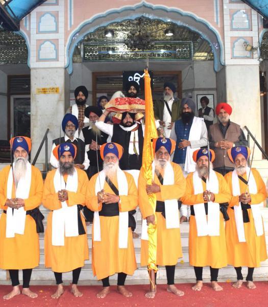 ਸ਼੍ਰੀ ਗੁਰੂ ਨਾਨਕ ਦੇਵ ਜੀ ਦੇ ਪ੍ਰਕਾਸ਼ ਪੁਰਬ ਨੂੰ ਸਮਰਪਿਤ ਮਾਡਲ ਟਾਊਨ ਐਕਸਟੈਨਸ਼ਨ ਵਿਖੇ ਕੱਢਿਆ ਗਿਆ ਅਲੌਕਿਕ ਨਗਰ ਕੀਰਤਨ