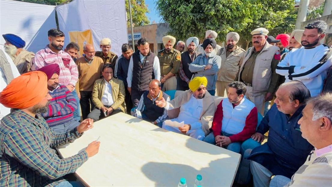 ਸੁਵਿਧਾ ਕੈਂਪ ਆਮ ਲੋਕਾਂ ਲਈ ਹੋ ਰਹੇ ਨੇ ਲਾਹੇਵੰਦ ਸਾਬਤ : ਵਿਧਾਇਕ ਰੰਧਾਵਾ