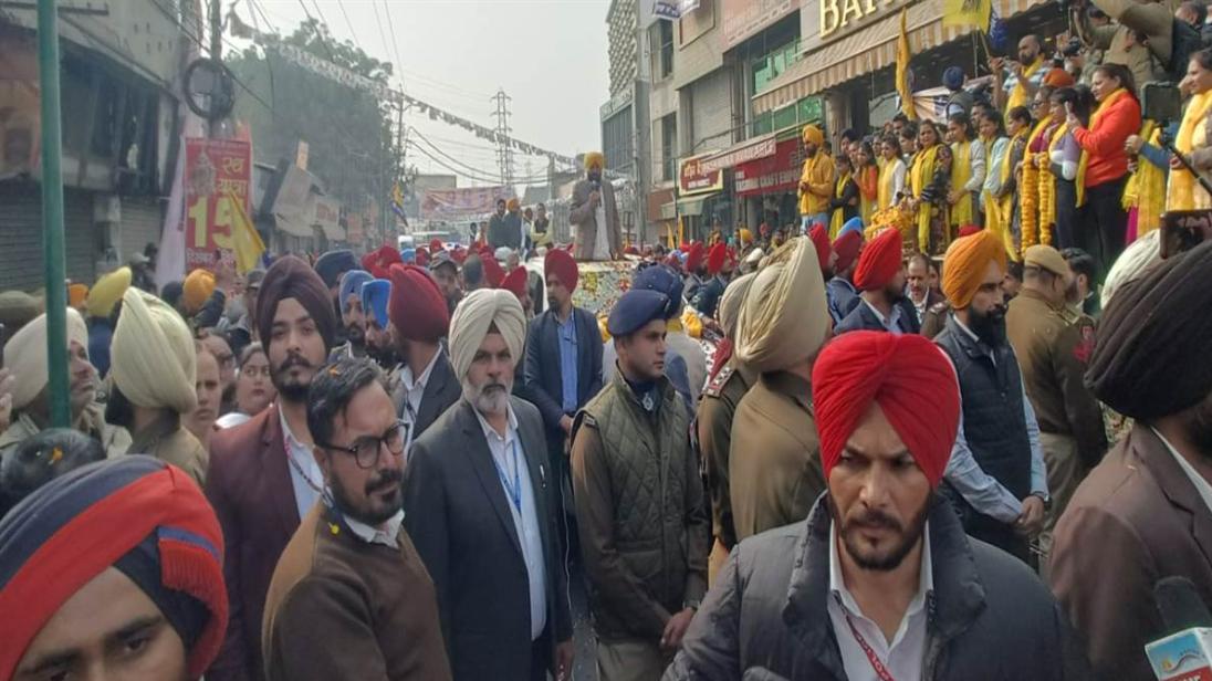 ਮੁੱਖ ਮੰਤਰੀ ਭਗਵੰਤ ਮਾਨ ਨੇ ਲੁਧਿਆਣਾ 'ਚ ਰੋਡ ਸ਼ੋਅ ਦੌਰਾਨ ਉਮੀਦਵਾਰਾਂ ਲਈ ਕੀਤਾ ਚੋਣ ਪ੍ਰਚਾਰ