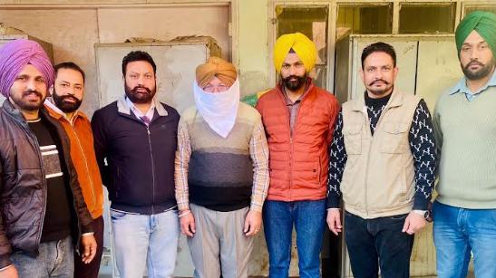 20000 ਰੁਪਏ ਰਿਸ਼ਵਤ ਲੈੰਦਾ ਪੰਚਾਇਤ ਸਕੱਤਰ ਵਿਜੀਲੈਂਸ ਬਿਊਰੋ ਵੱਲੋਂ ਰੰਗੇ ਹੱਥੀਂ ਕਾਬੂ
