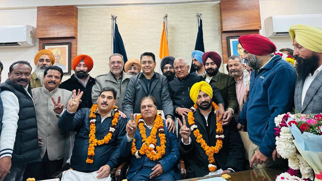 ਕੁੰਦਨ ਗੋਗੀਆ ਬਣੇ ਨਗਰ ਨਿਗਮ ਪਟਿਆਲਾ ਦੇ ਮੇਅਰ, ਹਰਿੰਦਰ ਕੋਹਲੀ ਸੀਨੀਅਰ ਡਿਪਟੀ ਤੇ ਜਗਦੀਪ ਸਿੰਘ ਰਾਏ ਡਿਪਟੀ ਮੇਅਰ ਚੁਣੇ ਗਏ