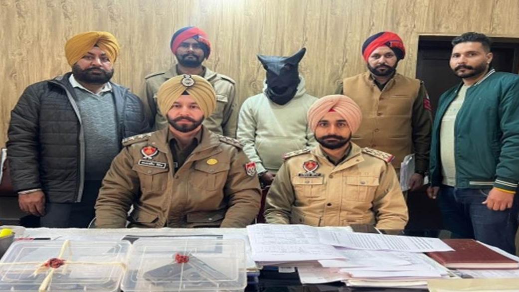 ਪਿਸਤੌਲ, ਦੇਸੀ ਕੱਟਾ ਤੇ 8 ਰੌਂਦਾਂ ਸਮੇਤ ਥਾਣਾ ਧਰਮਕੋਟ ਦੀ ਪੁਲਿਸ ਵਲੋਂ ਨੌਜਵਾਨ ਕਾਬੂ