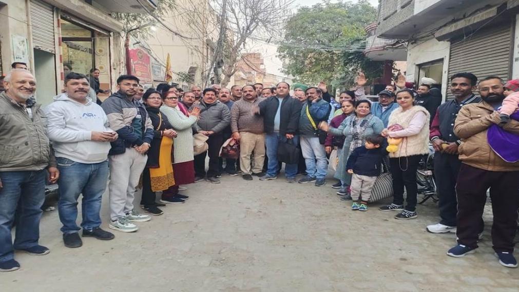 ਮਹਾਕੁੰਭ ਇਸ਼ਨਾਨ ਲਈ ਜ਼ੀਰਾ ਤੋਂ ਪ੍ਰਿਆਗਰਾਜ ਲਈ ਜੱਥਾ ਰਵਾਨਾ