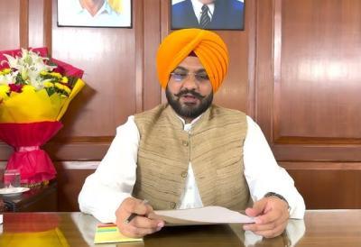 ਪੰਜਾਬ ਦੇ ਇਸ ਜ਼ਿਲ੍ਹੇ 'ਚ ਬਣੇ ਸਭ ਤੋਂ ਵੱਧ ਨਵੇਂ ਮਗਨਰੇਗਾ ਜੌਬ ਕਾਰਡ, ਮੰਤਰੀ ਸੌਂਦ ਨੇ ਦੱਸਿਆ ਮਕਸਦ