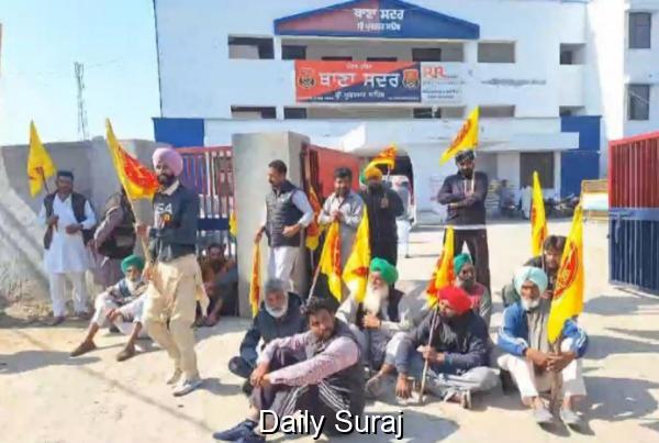 ਚੰਡੀਗੜ੍ਹ ਧਰਨੇ ਤੋਂ ਇਕ ਦਿਨ ਪਹਿਲਾਂ ਜ਼ਿਲ੍ਹੇ ਦੇ ਸੱਤ ਕਿਸਾਨ ਆਗੂ ਲਏ ਹਿਰਾਸਤ ’ਚ