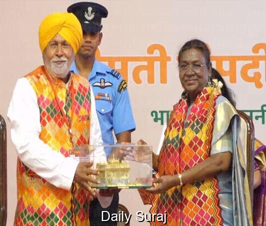 ਪੰਜਾਬ ਕੇਂਦਰੀ ਯੂਨੀਵਰਸਿਟੀ ਘੁੱਦਾ ਵਿਖੇ ਸਾਲਾਨਾ ਡਿਗਰੀ ਵੰਡ ਸਮਾਰੋਹ 'ਚ ਪੁੱਜੇ ਰਾਸ਼ਟਰਪਤੀ ਦ੍ਰੋਪਦੀ ਮੁਰਮੂ