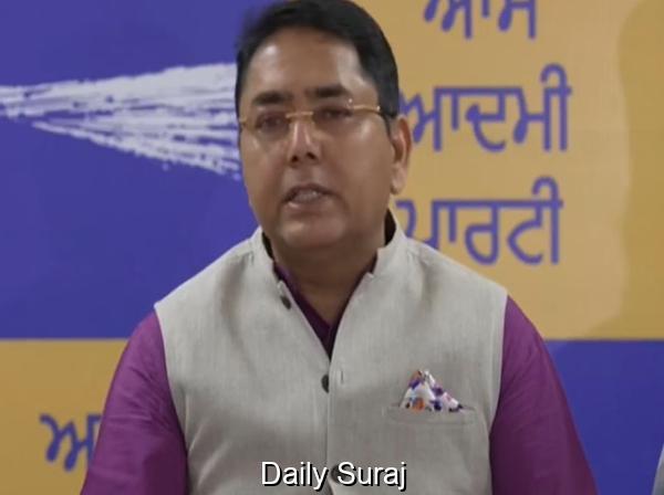 'ਆਪ' ਪੰਜਾਬ ਦੇ ਪ੍ਰਧਾਨ ਮੰਤਰੀ ਅਮਨ ਅਰੋੜਾ ਵਲੋਂ ਮੀਡੀਆ ਨੂੰ ਸੰਬੋਧਨ