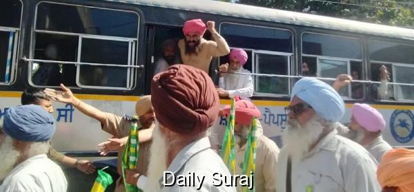 ਧਰਨਾਕਾਰੀ ਕਿਸਾਨਾਂ ਨੂੰ ਪੁਲੀਸ ਨੇ ਜਬਰੀ ਹਿਰਾਸਤ ’ਚ ਲਿਆ