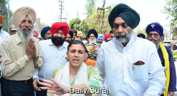 ਪੁਲਿਸ ਕੁੱਟਮਾਰ ਦਾ ਸ਼ਿਕਾਰ ਹੋਏ ਕਰਨਲ ਦੇ ਪਰਿਵਾਰ ਵੱਲੋਂ ਪਟਿਆਲਾ ’ਚ ਧਰਨਾ, ਐਸਐਸਪੀ ਦੇ ਤਬਾਦਲੇ ਦੀ ਮੰਗ