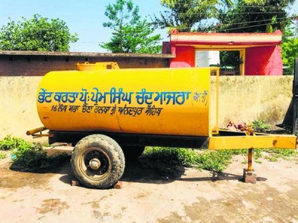 ਚੰਦੂਮਾਜਰਾ ਵੱਲੋਂ ਮੁਹੱਈਆ ਕਰਵਾਏ ਵਾਟਰ ਟੈਂਕਰਾਂ ’ਤੇ ਸਿਆਸਤ ਭਖੀ