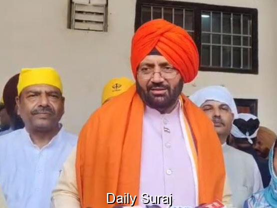 ਮੁੱਖ ਮੰਤਰੀ ਨਾਇਬ ਸਿੰਘ ਸੈਣੀ ਪੰਚਕੂਲਾ ਦੇ ਗੁਰਦੁਆਰਾ ਨਾਡਾ ਸਾਹਿਬ ਹੋਏ ਨਤਮਸਤਕ