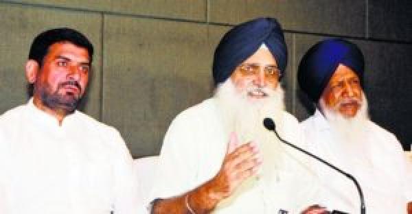 ਬਰਗਾੜੀ ਮੋਰਚੇ ਦੇ ਪ੍ਰਬੰਧਕ ਤੇ ਪੁੱਤ ਖ਼ਿਲਾਫ਼ ਅਨੈਤਿਕ ਸਬੰਧਾਂ ਦੇ ਦੋਸ਼