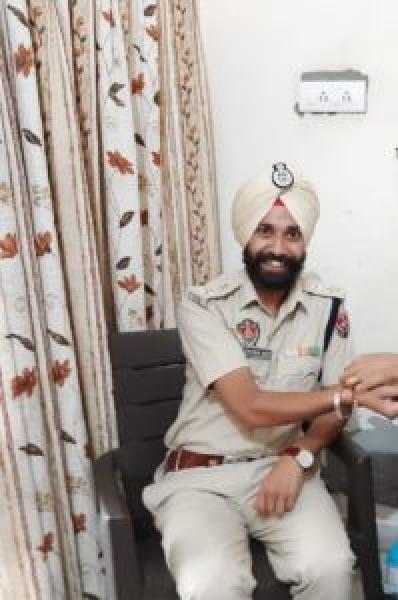 ਬਠਿੰਡਾ: ਅਸਲੀ ਵਰਦੀ ‘ਚ ਨਕਲੀ SSP, ਚੜ੍ਹਿਆ ਪੁਲਿਸ ਅੜਿੱਕੇ