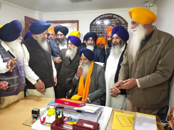 ਮਹਿੰਦਰ ਸਿੰਘ ਆਹਲੀ ਨੇ ਕਮੇਟੀ ਪ੍ਰਧਾਨ ਦੇ ਨਵੇਂ ਨਿੱਜੀ ਸਕੱਤਰ ਵਜੋਂ ਅਹੁਦਾ ਸੰਭਾਲਿਆ