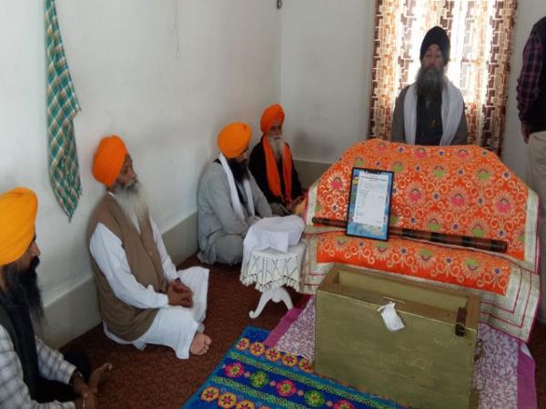 ਕੋਰੋਨਾ ਵਾਇਰਸ ਨੂੰ ਲੈ ਕੇ ਸਰਬੱਤ ਦੇ ਭਲੇ ਲਈ ਰੱਖੇ ਗਏ ਸ੍ਰੀ ਅਖੰਡ ਪਾਠ ਸਾਹਿਬ