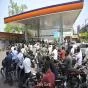 पेट्रोल-डीजल बिक्री पर सभी अस्थायी प्रतिबंध समाप्त, केंद्र सरकार का बड़ा फैसला