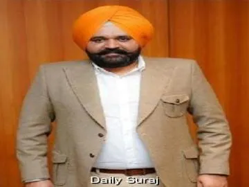 ਸੋਸ਼ਲ ਮੀਡੀਆ ਪੋਸਟ 'ਤੇ ਕਾਨੂੰਨੀ ਵਿਵਾਦ: CM ਦੇ OSD ਨੇ ਬਿਕਰਮ ਮਜੀਠੀਆ ਨੂੰ ਦਿੱਤੀ ਅਪਰਾਧਿਕ ਕਾਰਵਾਈ ਦੀ ਚੇਤਾਵਨੀ