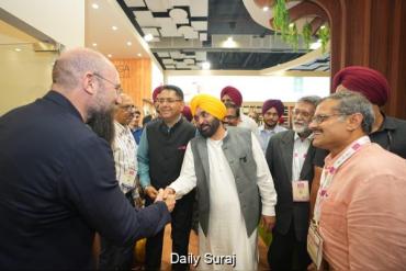ਪੰਜਾਬ ਦੇ ਟੈਕਸਟਾਈਲ ਖੇਤਰ ਵਿੱਚ ਅਥਾਹ ਸੰਭਾਵਨਾਵਾਂ ਮੌਜੂਦ; ਉੱਦਮੀਆਂ ਨੂੰ ਨਿਵੇਸ਼ ਕਰਨਾ ਚਾਹੀਦਾ ਹੈ, ਸਰਕਾਰ ਵੱਲੋਂ ਪੂਰਾ ਸਮਰਥਨ ਦਿੱਤਾ ਜਾਵੇਗਾ: ਮੁੱਖ ਮੰਤਰੀ ਭਗਵੰਤ ਸਿੰਘ ਮਾਨ
