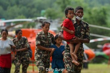 नेपाल में बाढ़ की त्रासदी: लापता 32 कनाडाई नागरिकों में से एक सुरक्षित घर लौटा